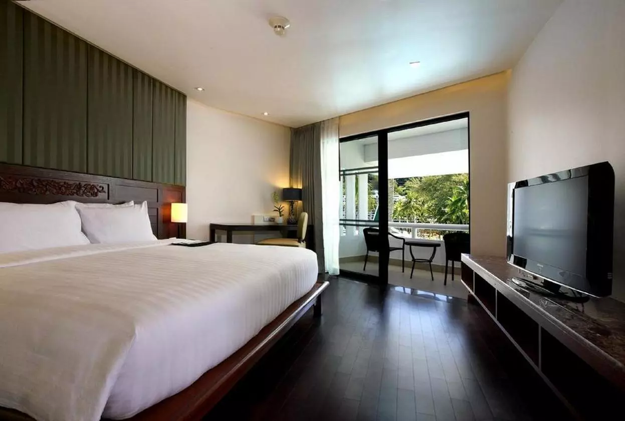 LEMERIDIENHKT_SHABAVIZPARVAZ (33).jpg